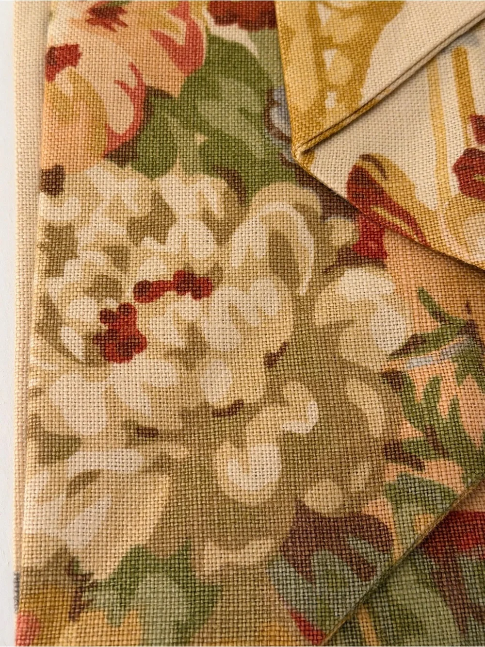 1990s Vintage Floral Swag Valance (set of 2).
